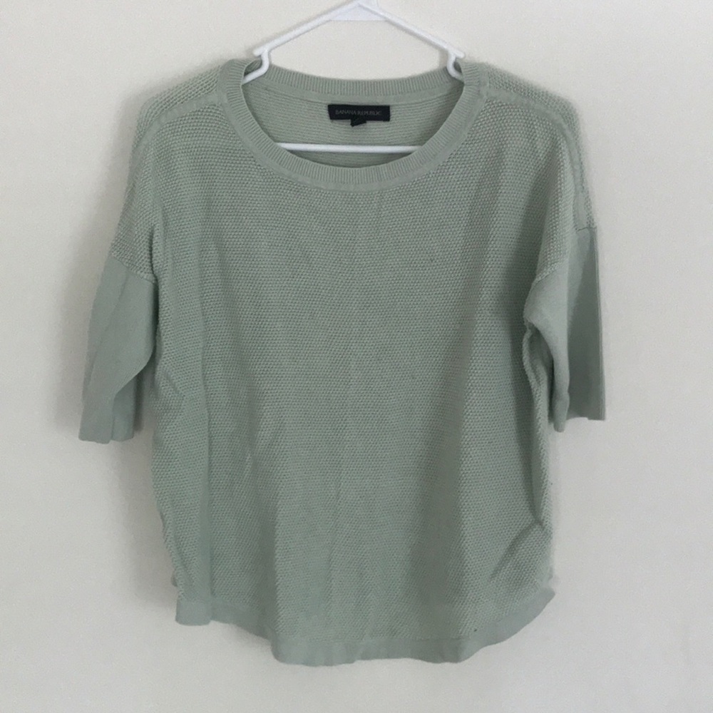 Gap spring sweater in mint green